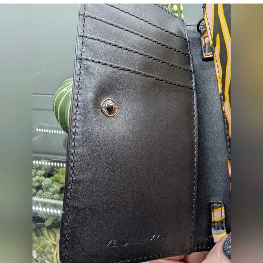 Kendall + Kylie Multicolor Zebra Small Cross Body Bag (SOLD OUT) - Picture 6 of 6